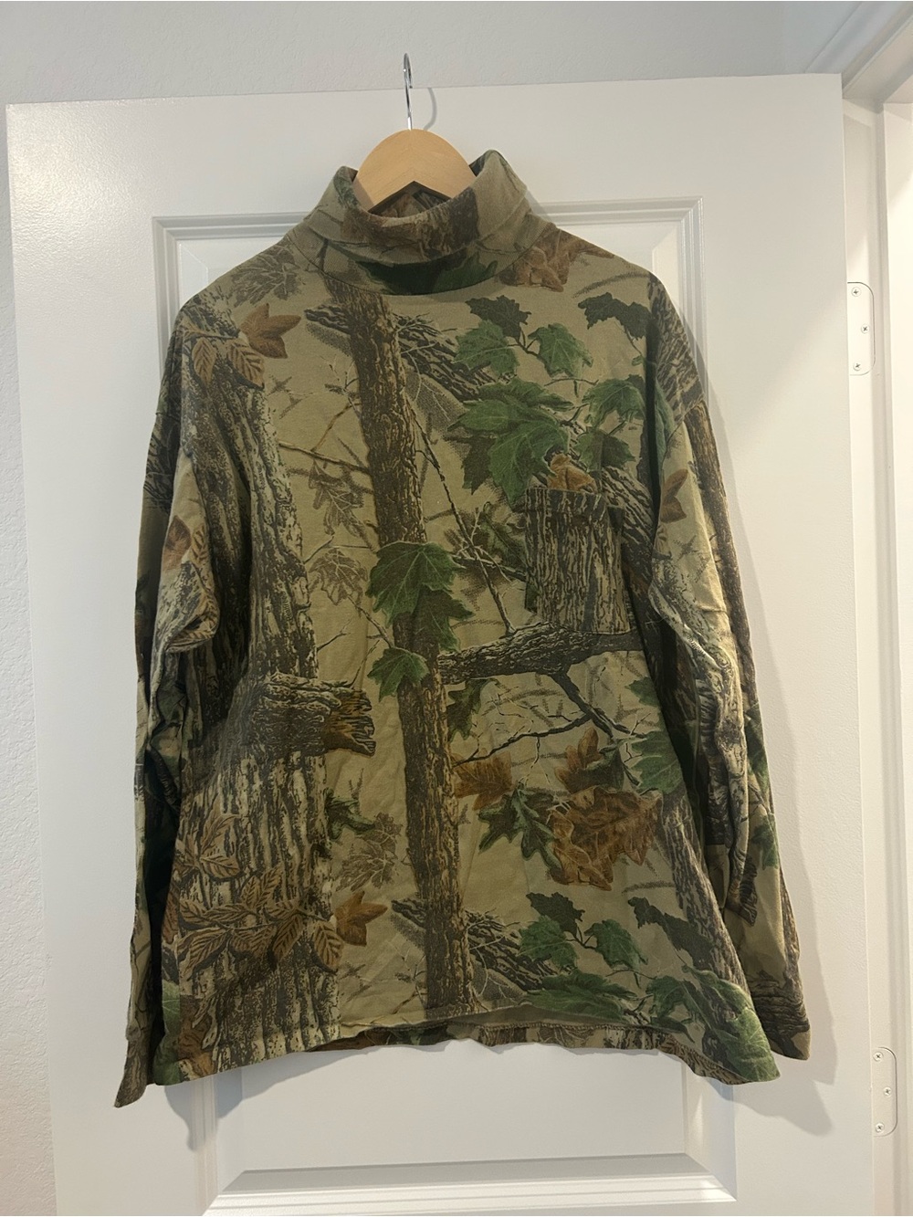 Men's Camo vintage Longsleve- Green Camo